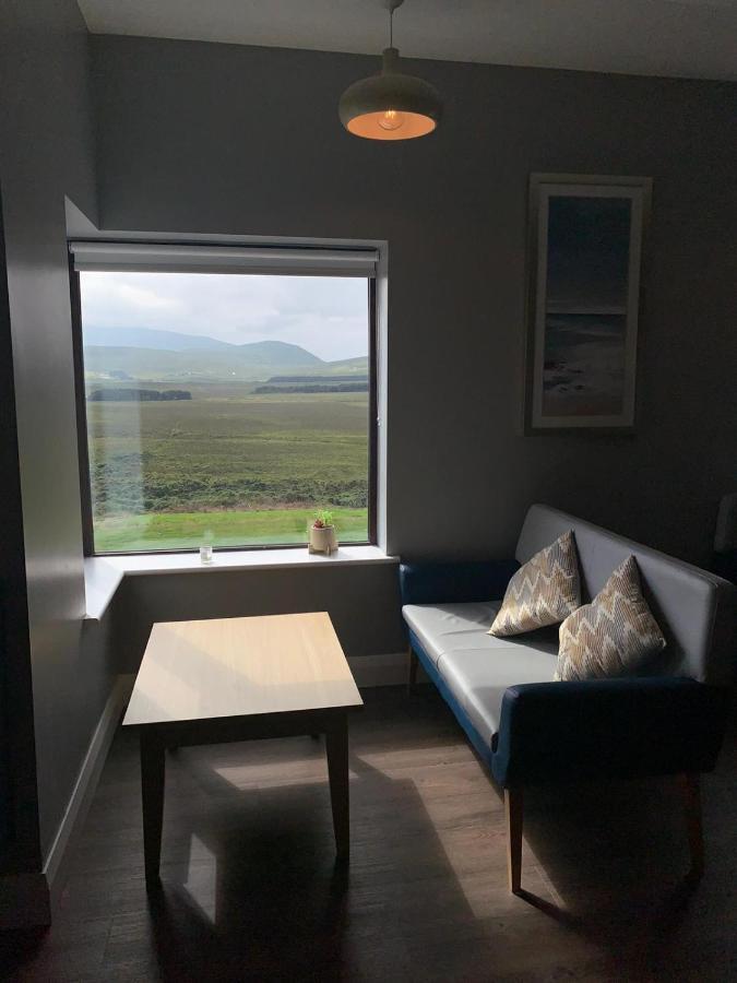 Achill Surf Centre Hostel Bellanasally Exterior photo