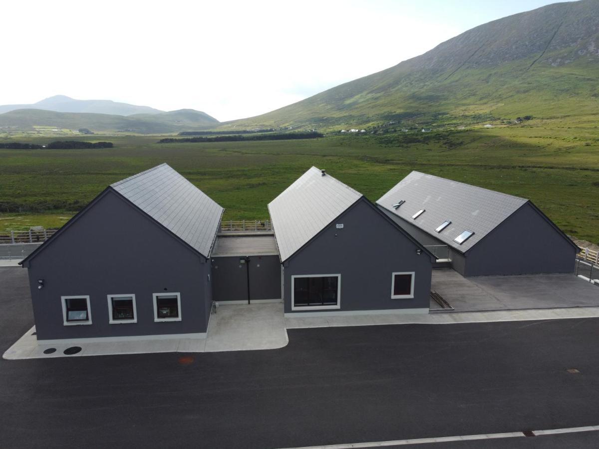 Achill Surf Centre Hostel Bellanasally Exterior photo